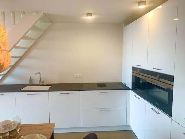 La Belle Vue-Charming Duplex Apartment With Sea View, 50 Meters From Beach And Private Parking Saint-Raphaël Exterior foto