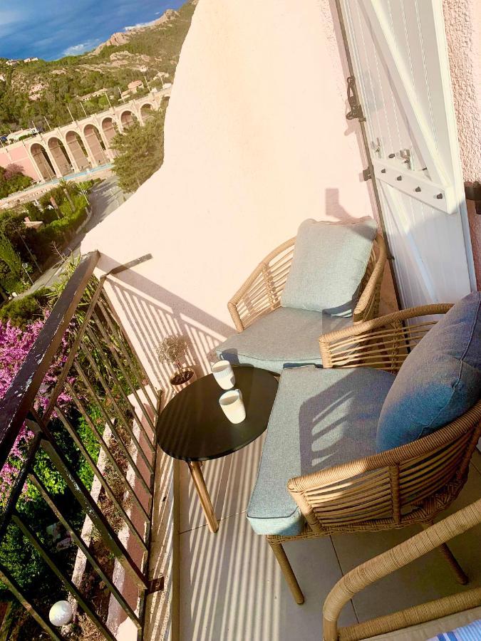 La Belle Vue-Charming Duplex Apartment With Sea View, 50 Meters From Beach And Private Parking Saint-Raphaël Exterior foto